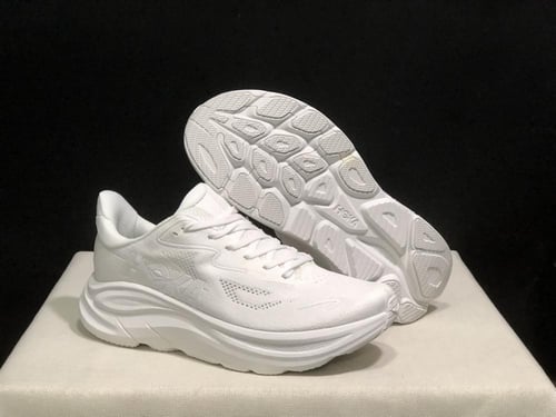 حذاء سنيكرز HOKA Clifton 10