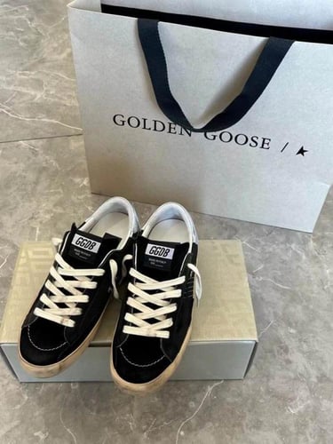 حذاء جولدن جوس Golden Goose