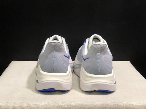 حذاء سنيكرز HOKA One One SKYWARD X