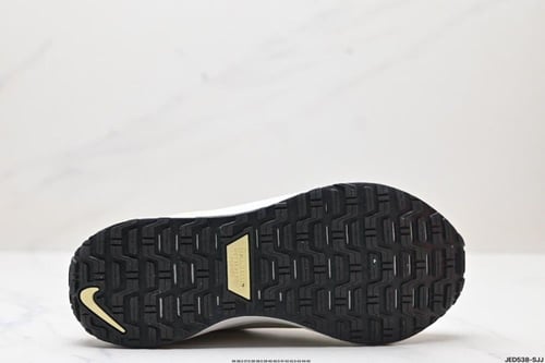 حذاء نايك زوم اكس Nike React x