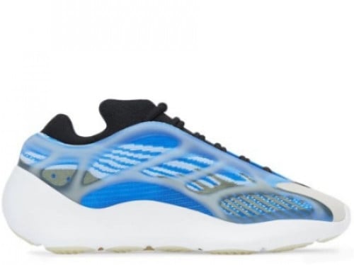 سنيكر '700 V3 أرزاريث'