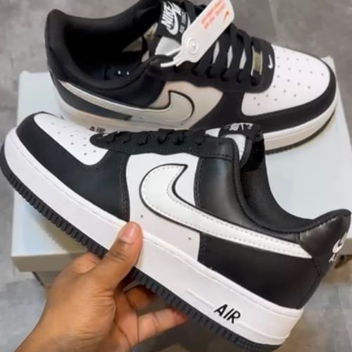 Nike Air Force 1 Low "Panda"