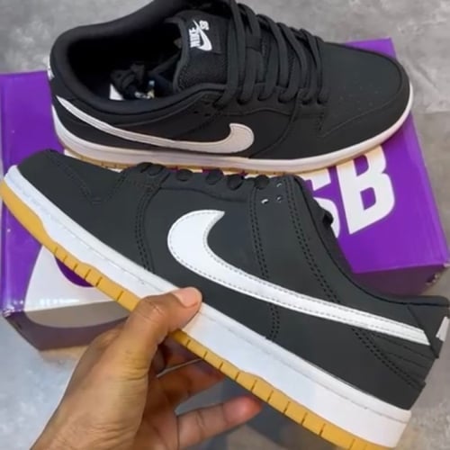 Nike Dunk Low SB 'Black Gum'
