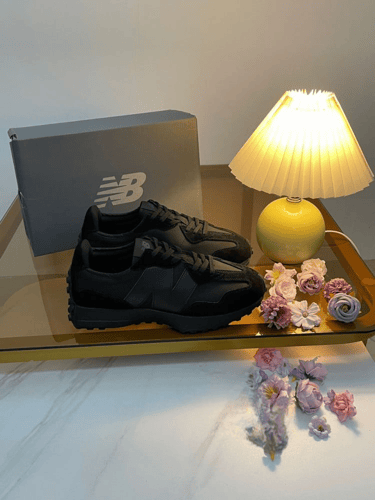 New balance 327 triple black