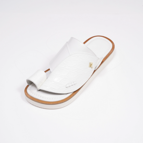 جلد تمساح ابيض