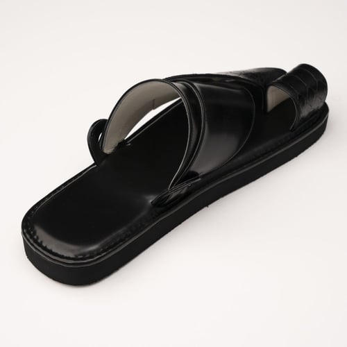 حذاء جلد ثعبان اسود