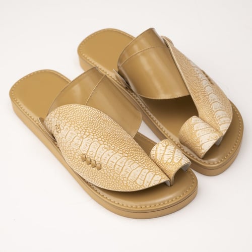 ساق نعام بيج مطفي مع بيج