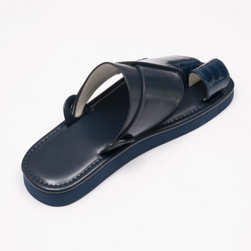 ساق نعام كحلي