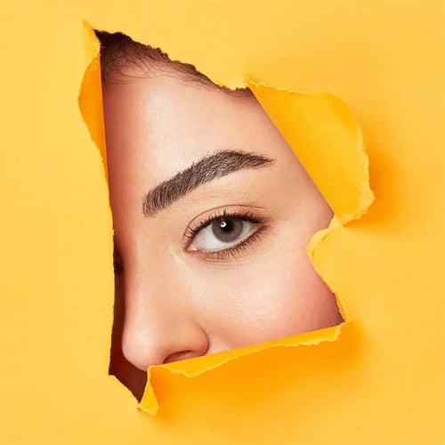 عدسات دايا اليومية آش Ash