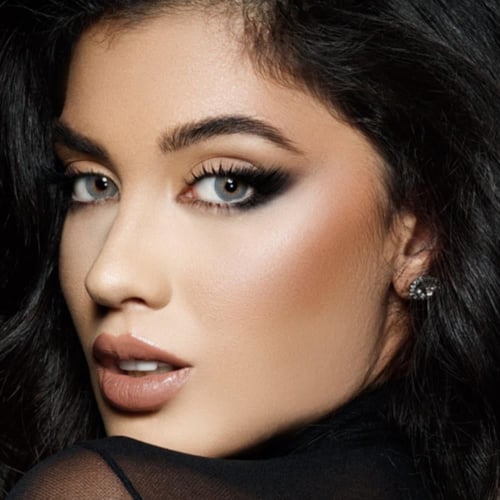 عدسات ديزيو ربع سنوية بريشس قراي Desio Precious Gr...