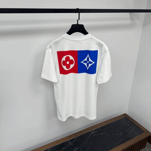 تيشيرت L.V ابيض مخصص للأجسام النحيفة فقط