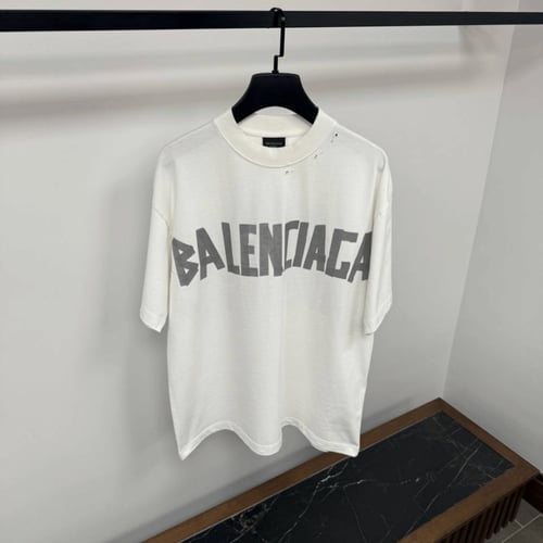 تيشيرت BALENCIAGA ابيض اوفر سايز