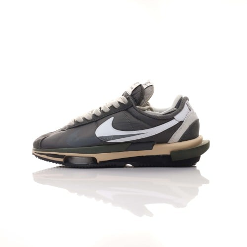 NIKE SACAI نايكي ساكاي