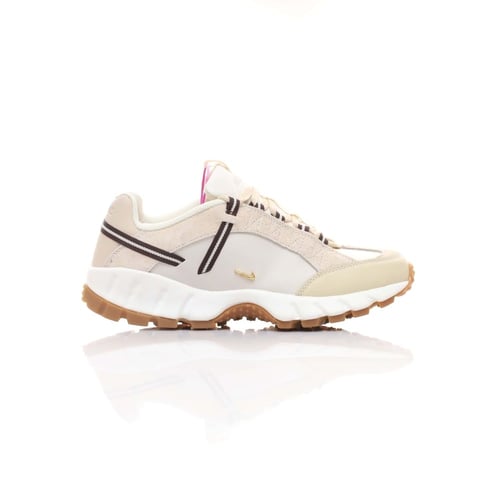 حذاء نايكي Jacquemus Air Humara