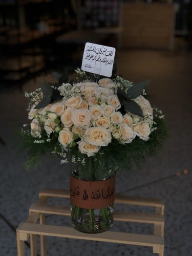 فازة بالورد