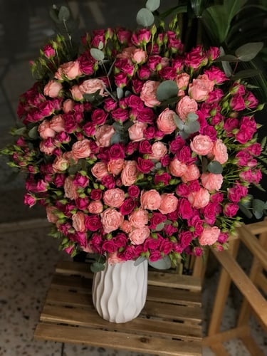 فازة بالورد