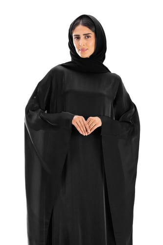 عباية سوداء مقفلة فاخرة بوشاح ثابت - Marina II