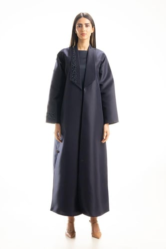 عباية وفستان كحلي مطرزة بتطريز كحلي - Elegant