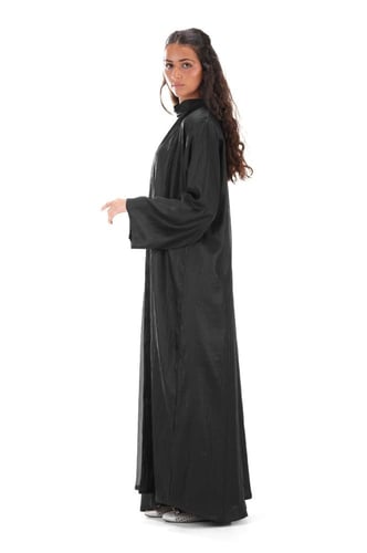 عباية سوداء شيفون مع فستان بتطريز مميز - Rosen