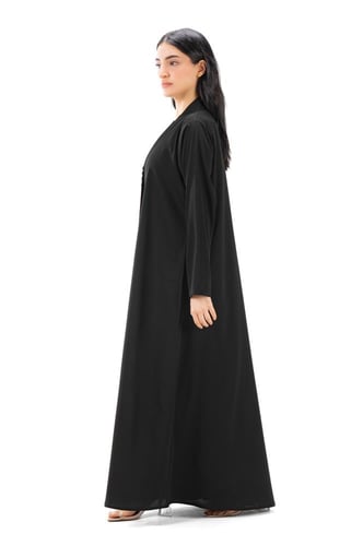 عباية بليزر سوداء كريب بتطريز يدوي - Loops