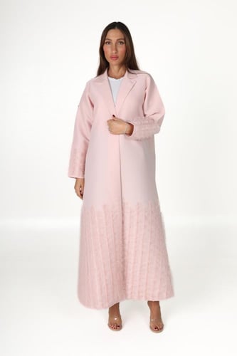 عباية وردي تفته فاخرة بقصاصات من التل - Linai