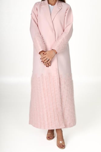 عباية وردي تفته فاخرة بقصاصات من التل - Linai