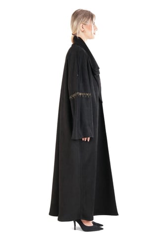 عباية شتوية سوداء شمواه بتطريز على الاكمام