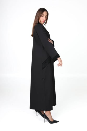 عباية بليزر سوداء كريب بتدخيلة خضراء - Mila