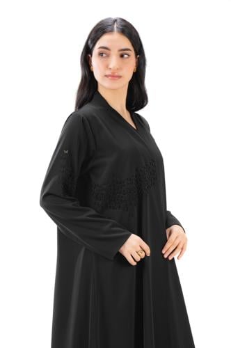 عباية بليزر سوداء كريب بتطريز يدوي - Loops