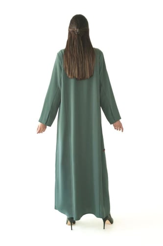 عباية بليزر خضراء كريب بتطريز جدائل - Braided deta...