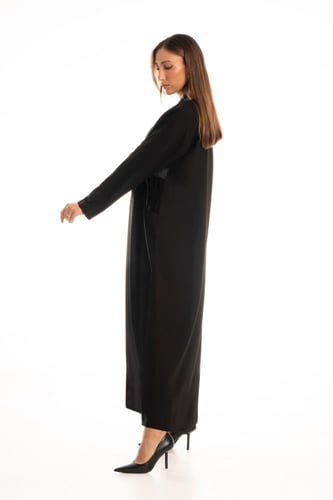 عباية سوداء كريب بتدخيلة جاكار - Lisa