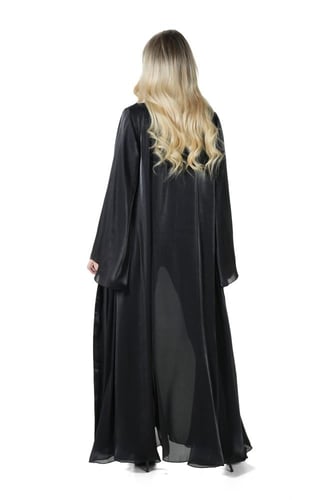 عباية سوداء كلوش ناعمة وفاخرة - II Silky Abaya