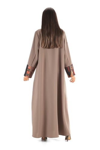عباية بني كريب بتدخلية ملونة