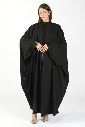 عباية سوداء بشت بتطريز على الاكمام - Verona II