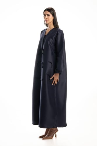 عباية كحلي تفته فاخرة مطرزة بالخرز - Half Moon