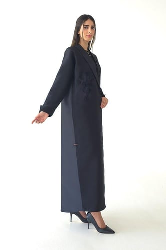 عباية بليزر سوداء تفته مطرزة تطريز ناعم - Rosabell...