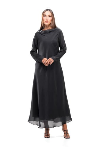 عباية سوداء اورقنزا فاخرة مع فستان - Ruffles