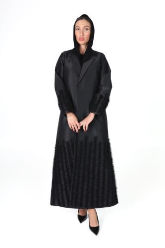 عباية سوداء تفته فاخرة بقصاصات من التل - Linai