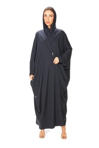 عباية كحلي بشت ناعمة مزينة بأكسسوار
