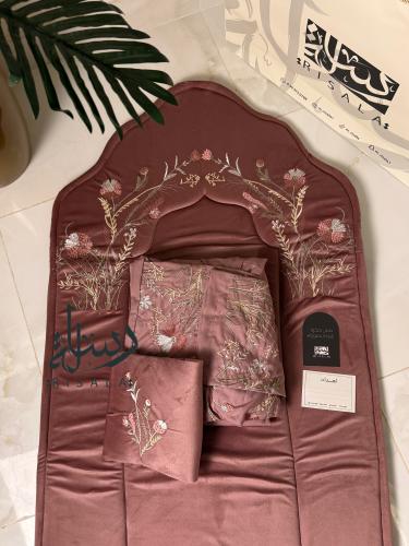 طقم صلاة ديزي