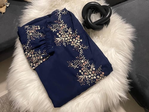 شرشف صلاة مطرز