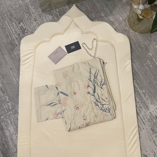 طقم صلاة زهور رسالة