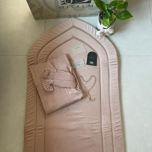 طقم مخملي الباليسة بنك فاتح