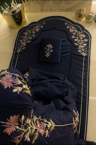 طقم صلاة رسالة مطرز+بيت مصحف’