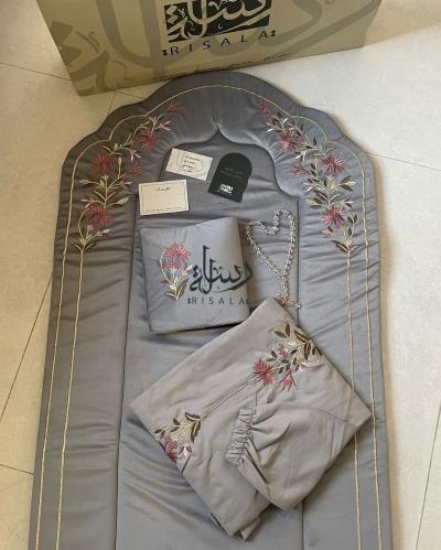 طقم صلاة رسالة مطرز+بيت مصحف’