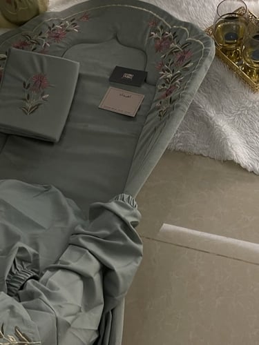 طقم صلاة رسالة مطرز+بيت مصحف