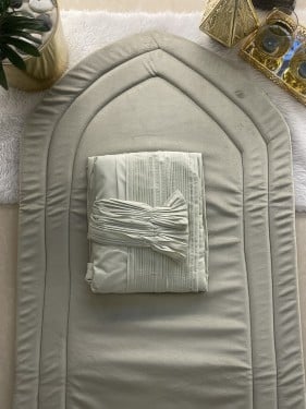 طقم مخملي الباليسة