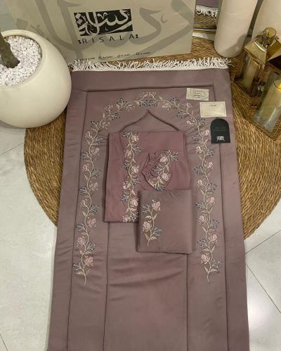 طقم صلاة رسالة مطرز+بيت مصحف’