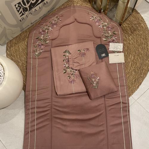 طقم صلاة رسالة مطرز+بيت مصحف’