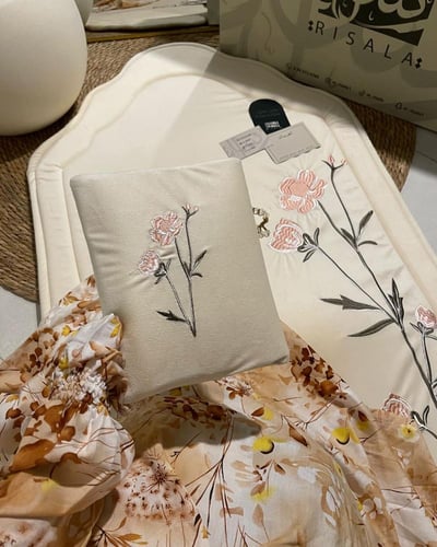 طقم صلاة الياسمين +بيت مصحف